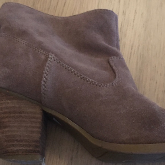 Ankle booties - Picture 1 of 1